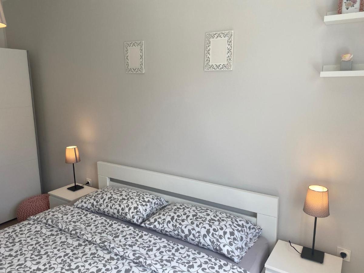 Apartman Irena 2 드라말리 외부 사진