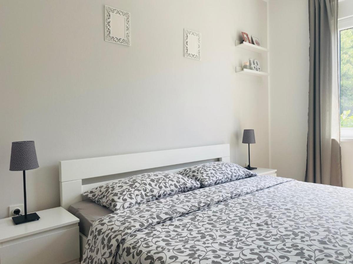 Apartman Irena 2 드라말리 외부 사진