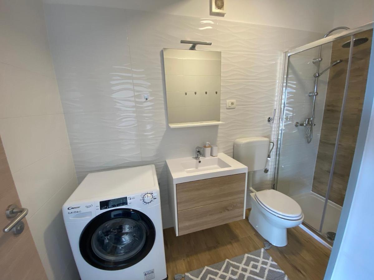 Apartman Irena 2 드라말리 외부 사진